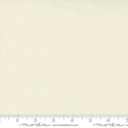 Moda | Bella Solids Snow