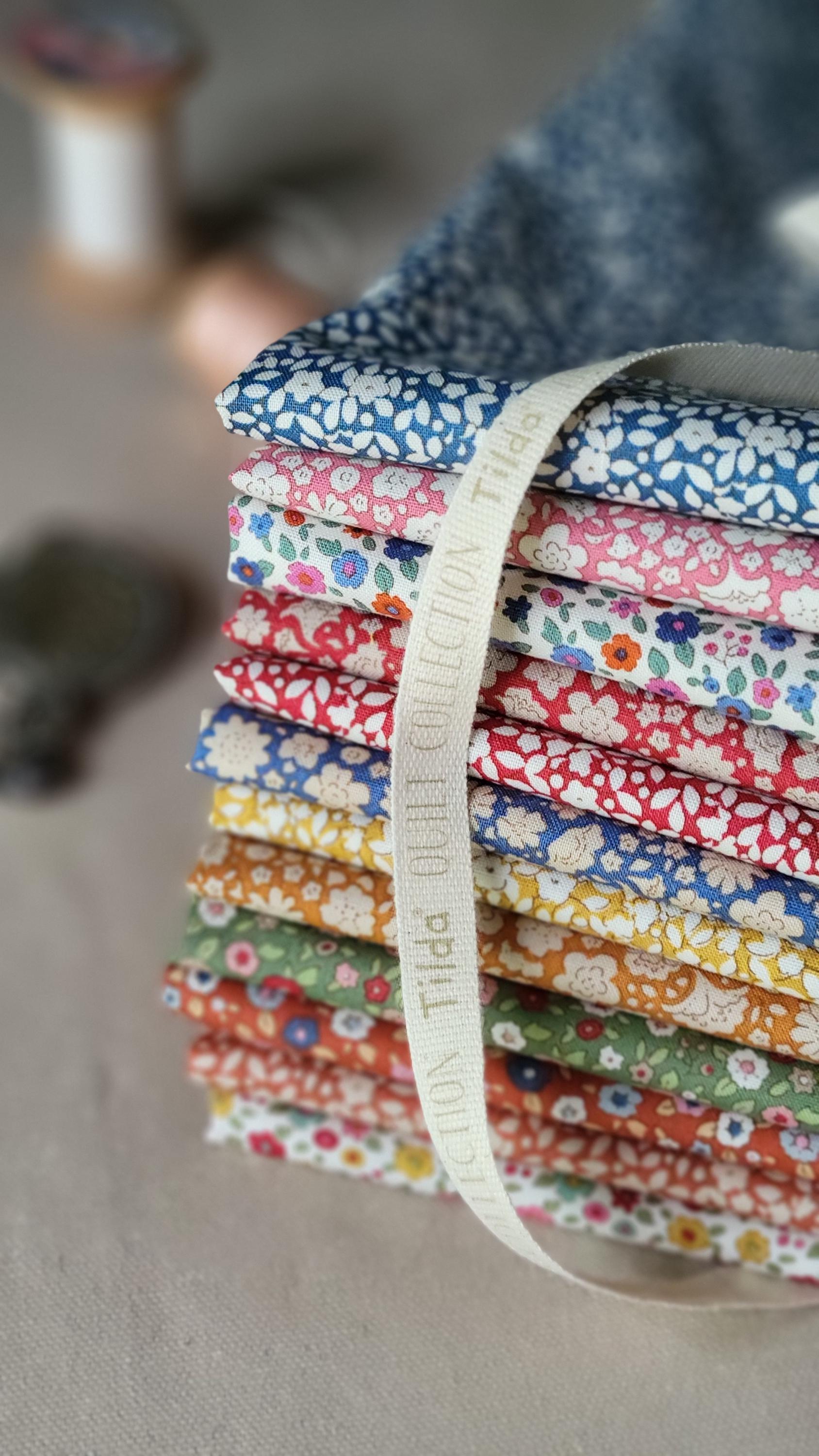 Little Blooms | 12 Fat Quarter Bundle | Tilda Fabrics