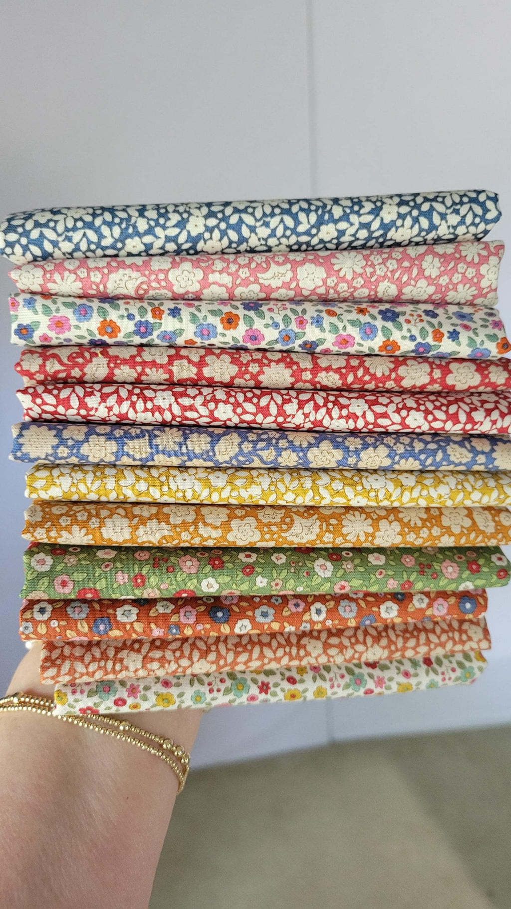 Little Blooms | 12 Fat Quarter Bundle | Tilda Fabrics