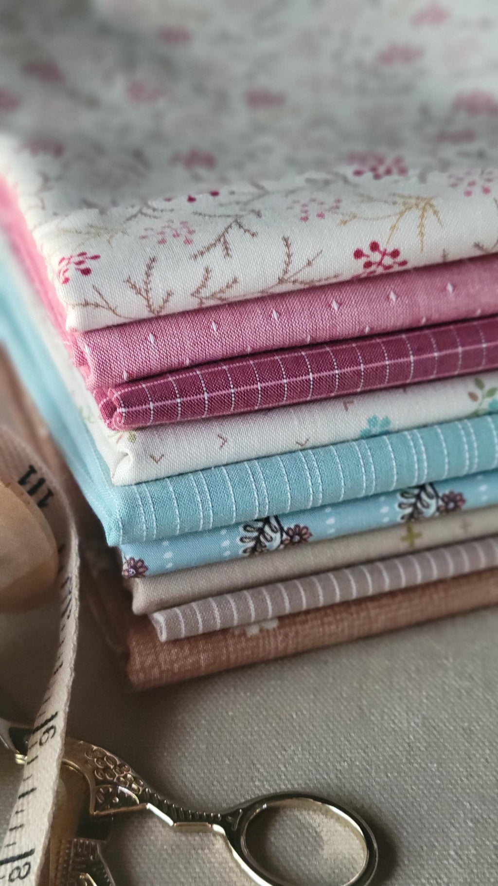 9 Quilters Fat Quarters